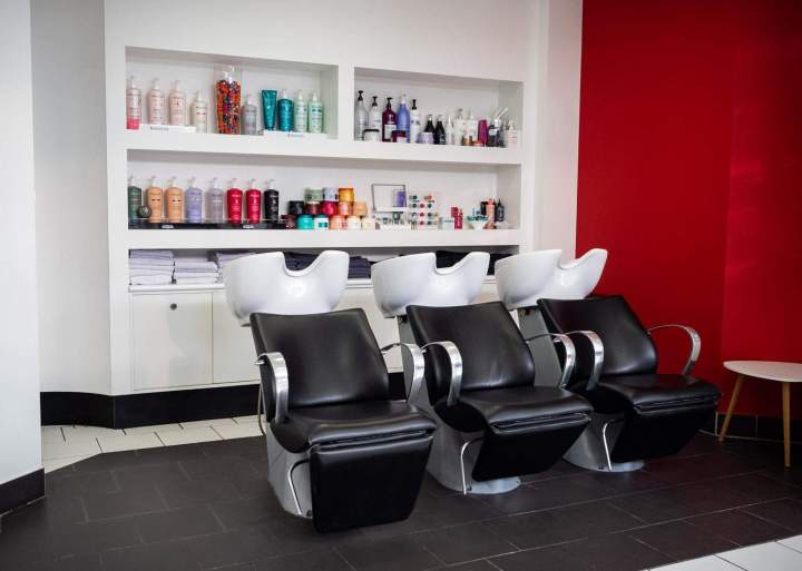 Salon de coiffure chaleureux Troyes